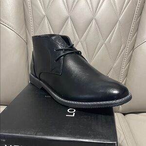 London Fog Black Leather Men's Chukka Boots